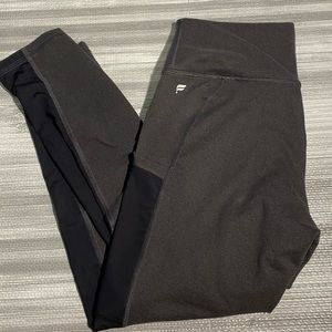 Fabletics • leggings